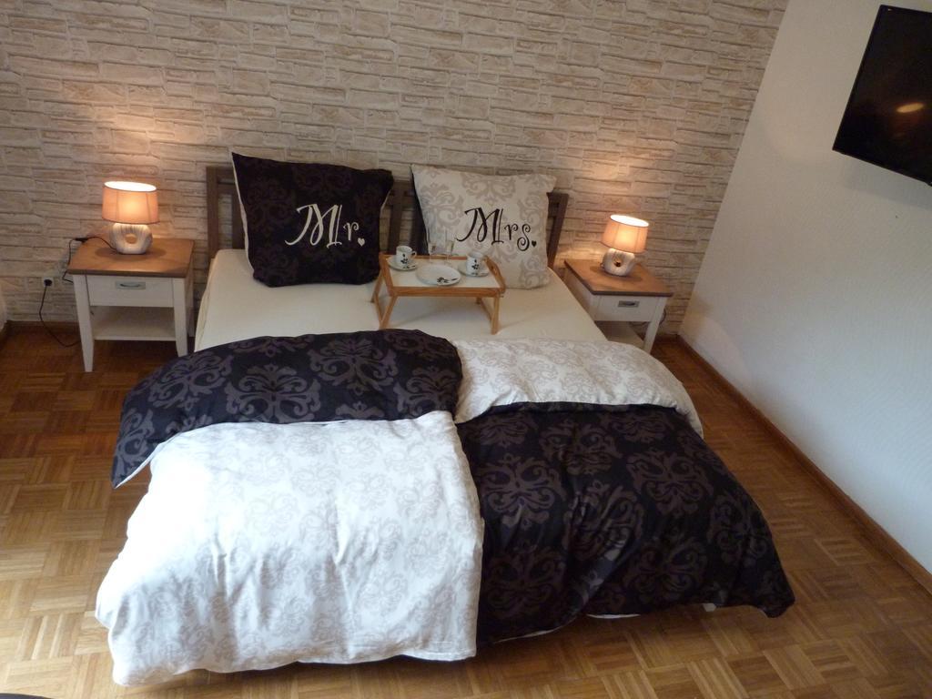 5X Balkon-Apartments Mit Kueche 40-65Qm Ruhrgebietferienwohnung Dobry-Fuchs Oberhausen (North Rhine-Westphalia) Quarto foto